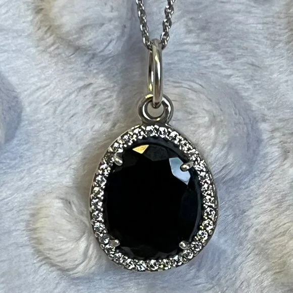 Pandora Glamorous Legacy Black Spinel Pendant – 390353SPB – 925 ALE - Picture 2 of 12